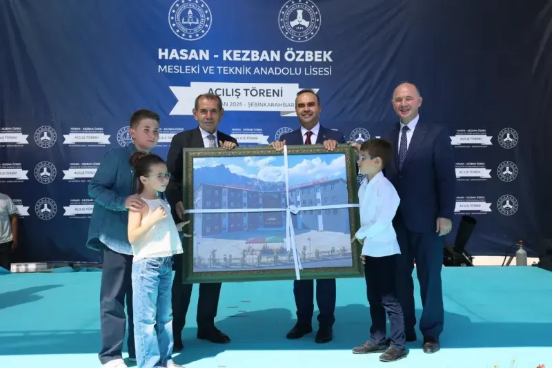 Dursun Özbek'in Yaptırdığı Okul Açıldı!