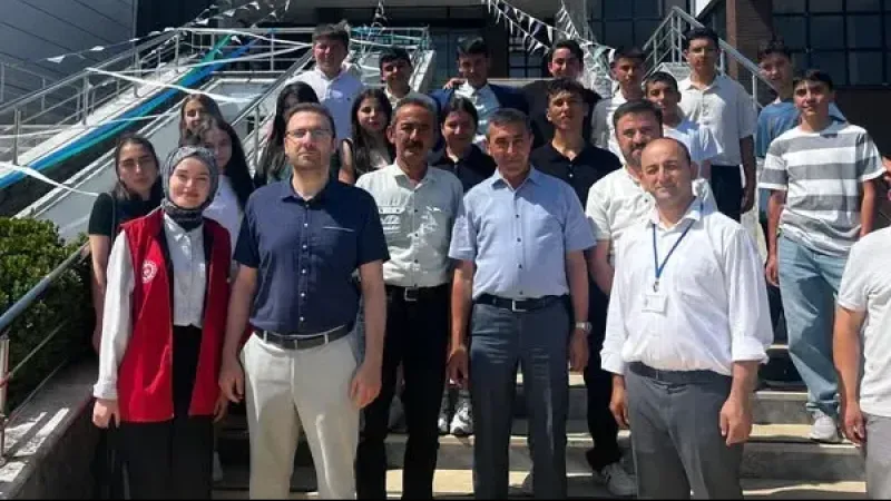 1751248834 9 Kibriscikli Gencler Boluda Universite Hayatina Ilk Adimlarini Atti.webp