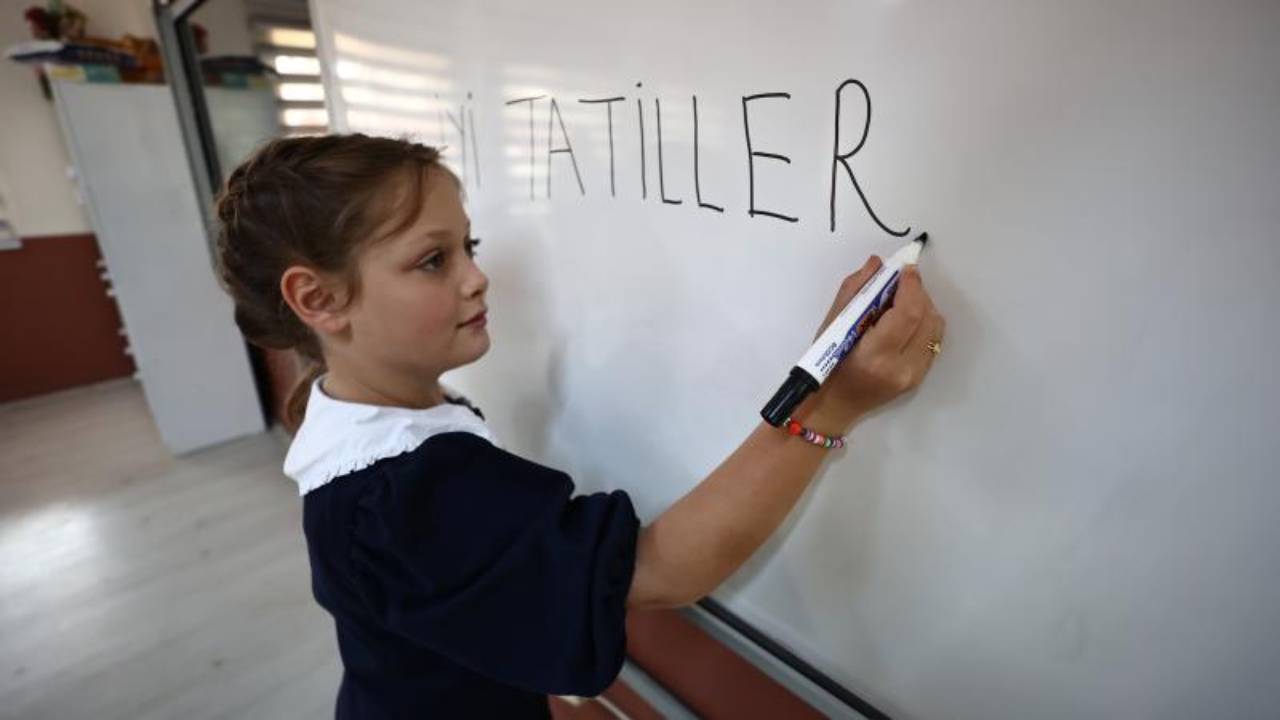 20 Milyon Ogrenci Sinav Sonuclarini Ve Burs Firsatlarini Ogreniyor