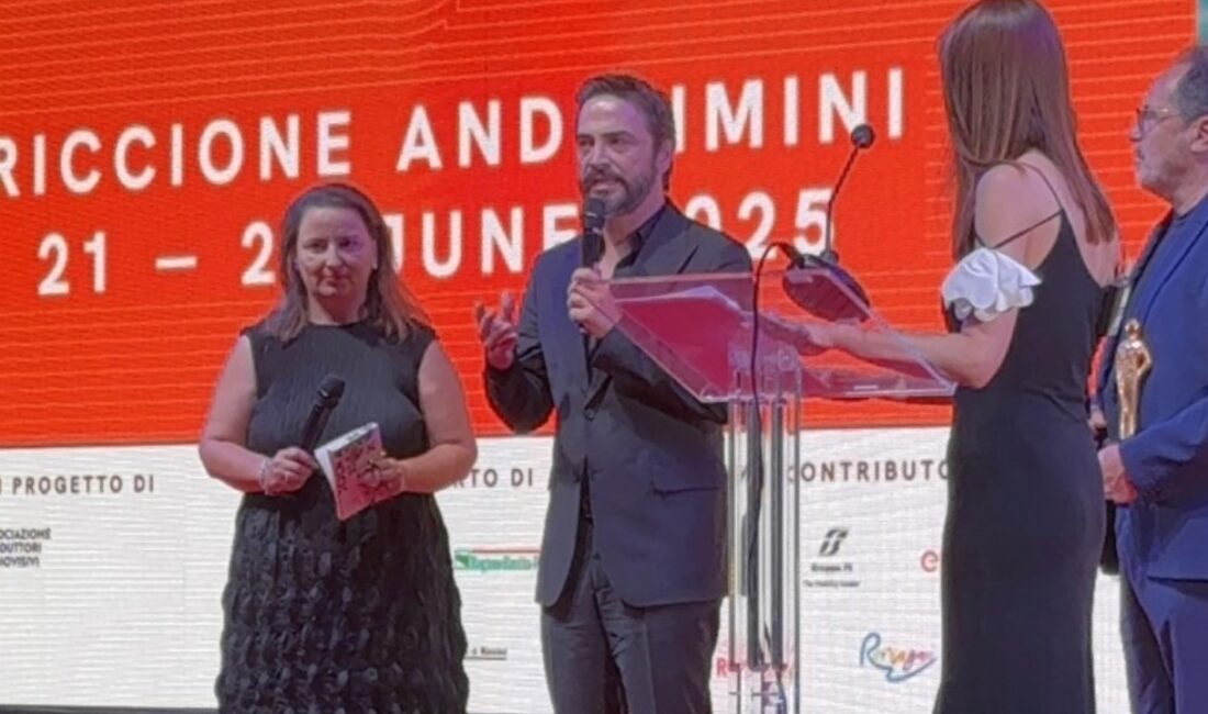 Ahmet Kural, İtalya’da En İyi Erkek Oyuncu Ödülünü Kazandı Ahmet