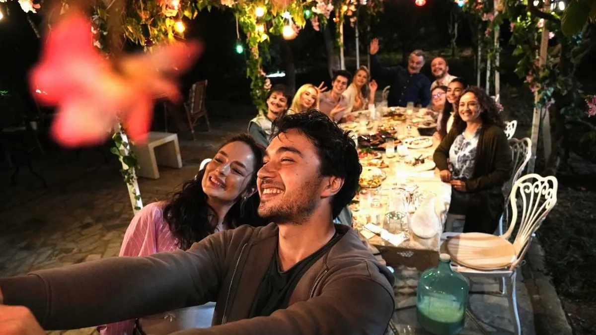 Aile Saadeti Dizisi Neden Izlenmeli Baslangic Tarihi Ve Oyuncular