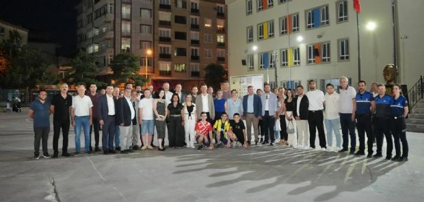 Unilever-İş İlkokulu Bahçesinde Yerel Yönetim Buluşması: Spor ve Hizmetler Ele