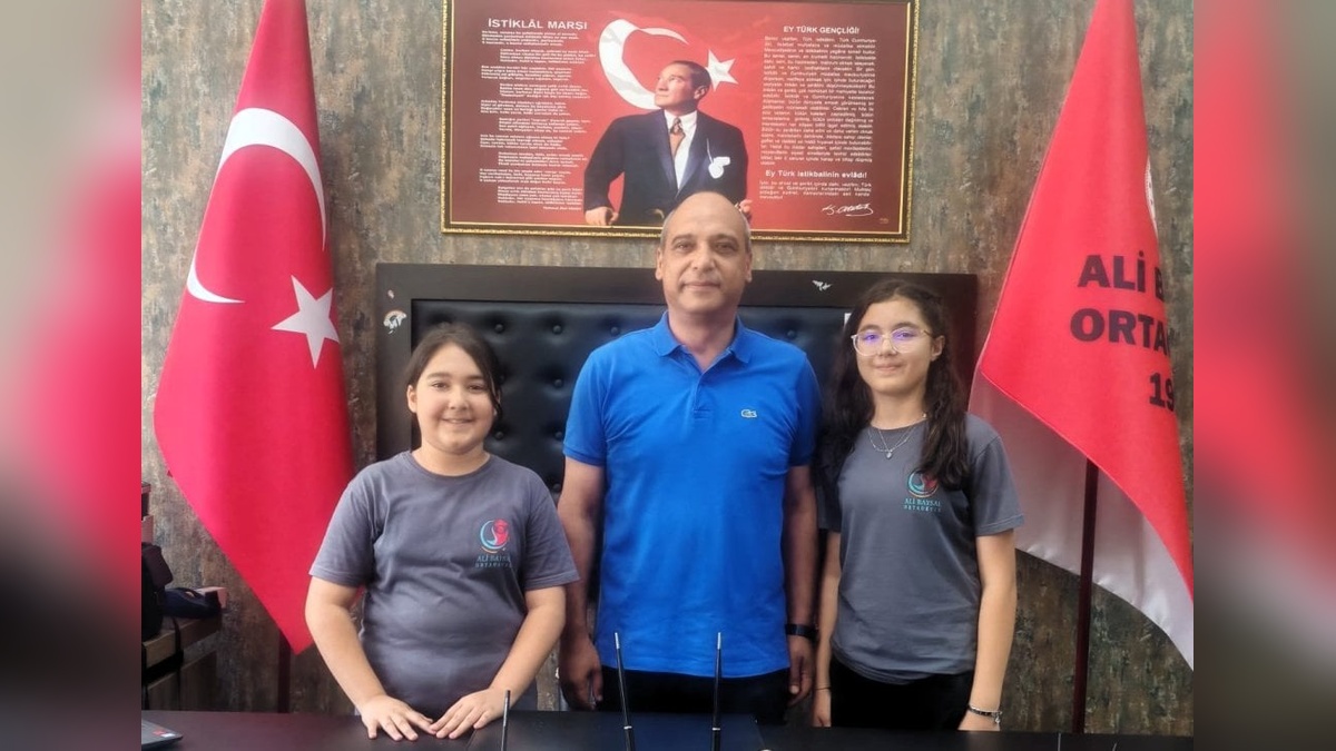 Denizli Ali Baysal Ortaokulundan Iki Ogrenci Turkiye Sampiyonu Oldu
