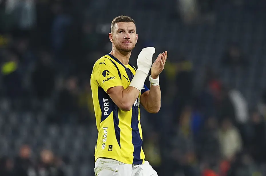 Dzeko'dan Fenerbahçe kararı: Teklif ortaya çıktı - 1 Dzeko'dan Fenerbahçe kararı: Teklif ortaya çıktı - 1