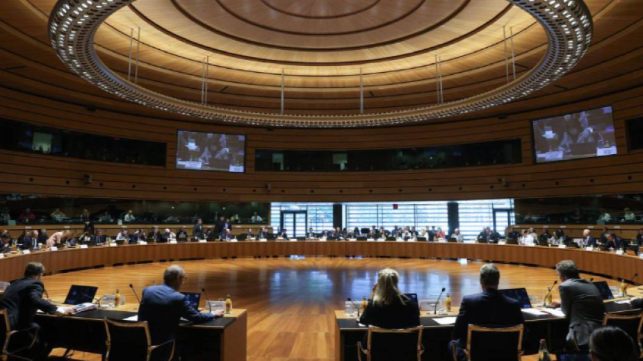 Bulgaristan’ın Euro Bölgesi’ne Katılması: Tarih 1 Ocak 2026 Polonya Maliye