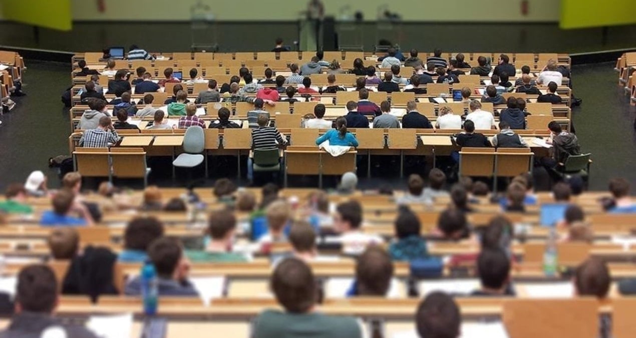 Ekonomik Kriz Universite Egitimini Derinden Sarsiyor
