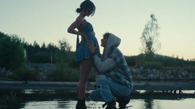 Megan Fox ve Machine Gun Kelly: Bebek Saga ile Yeniden