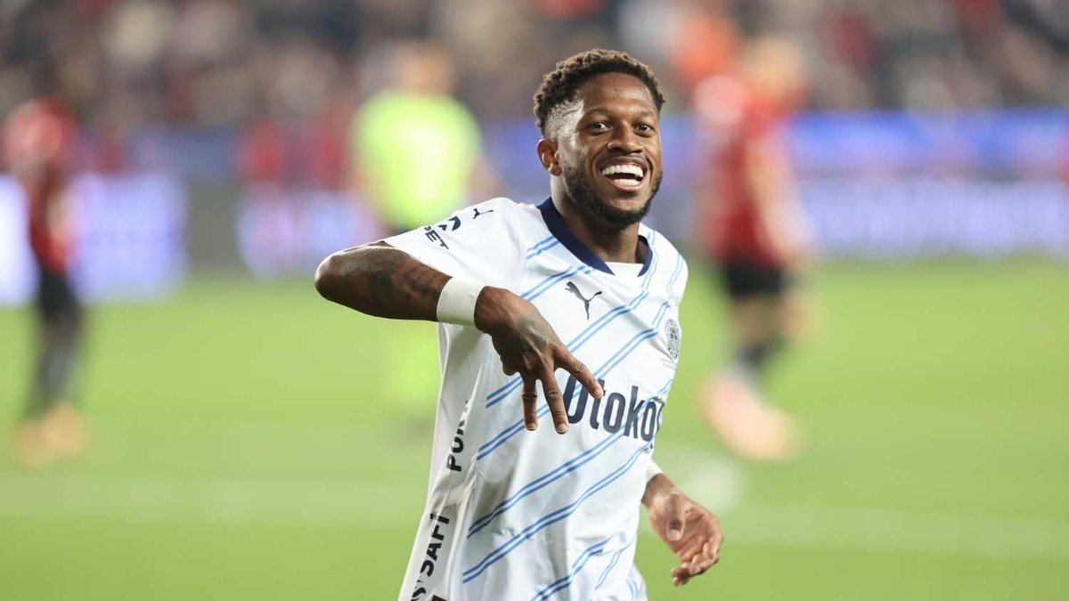 Fenerbahcede Fredden Gundem Yaratan Son Dakika Transfer Aciklamasi