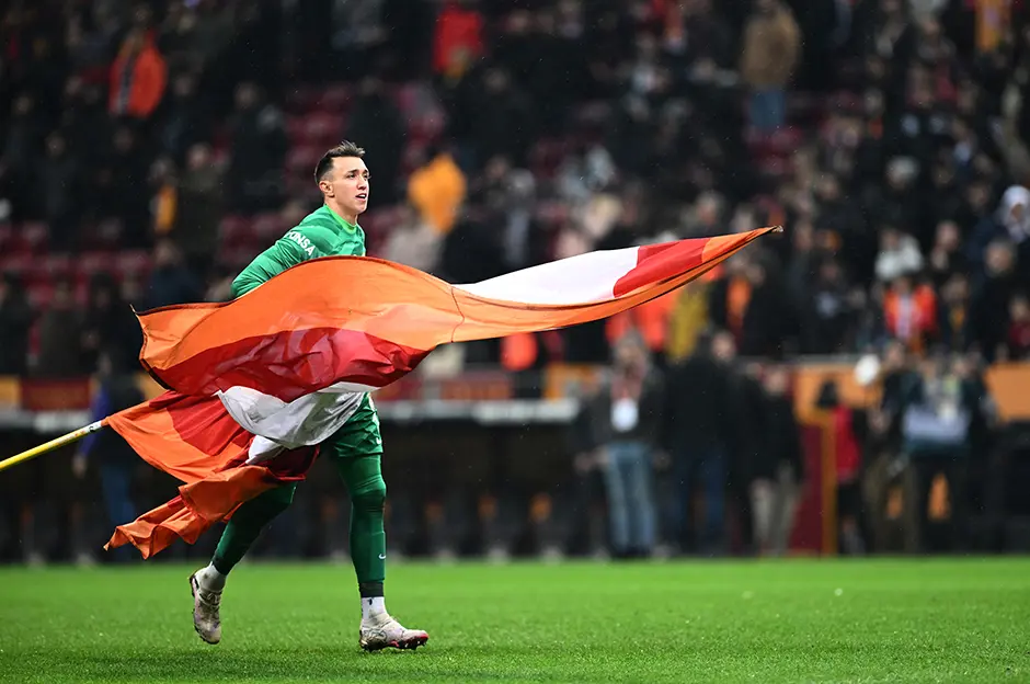 Fernando Muslera’nın Yeni Takımı: Estudiantes ile 1.5 Yıllık Anlaşma Galatasaray’daki