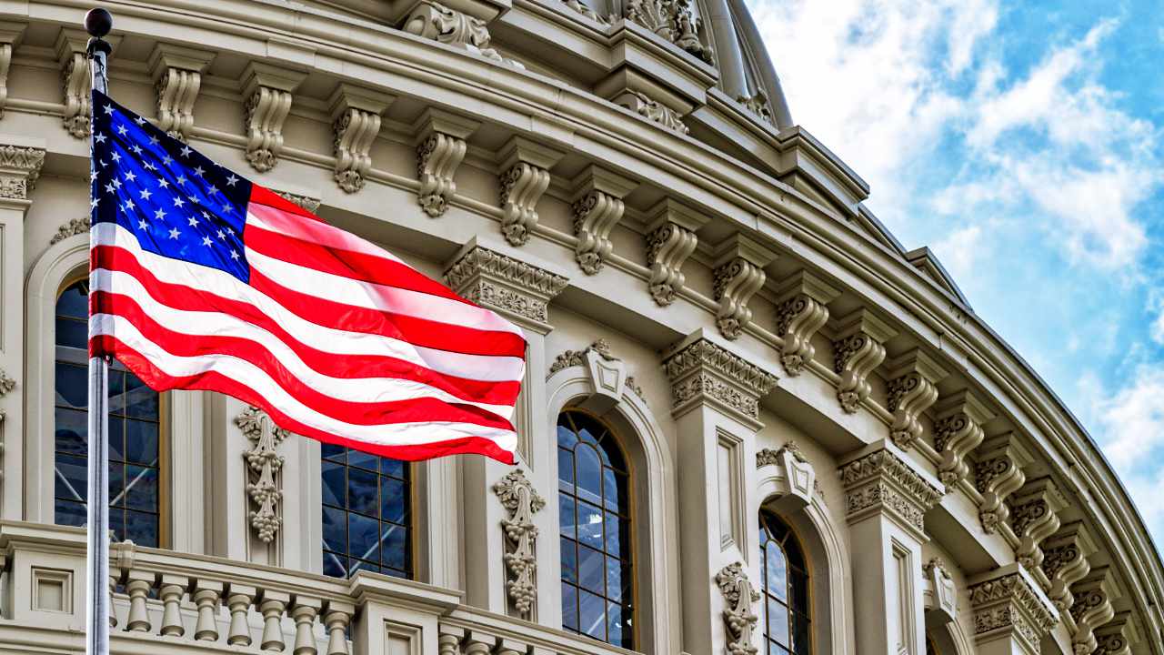 Senato’nun GENIUS Yasası: Stablecoin’ler Üzerindeki Etkileri GENIUS Yasası Nedir? ABD