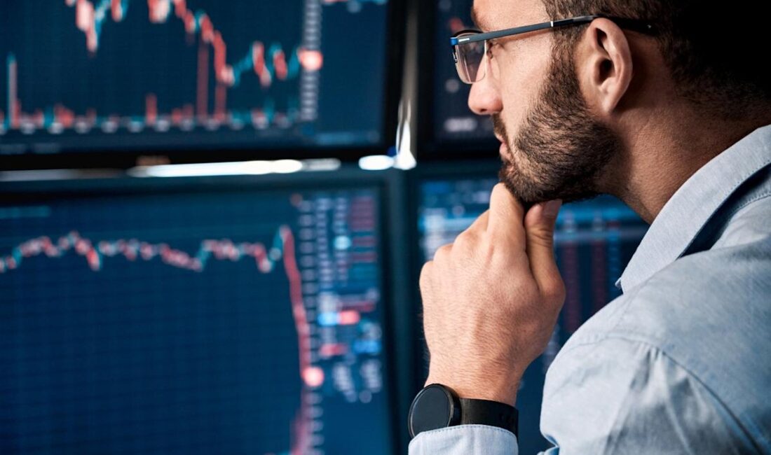 Ford Motor Company: Yatırımcılar İçin Fırsatlar ve Riskler Ford Motor
