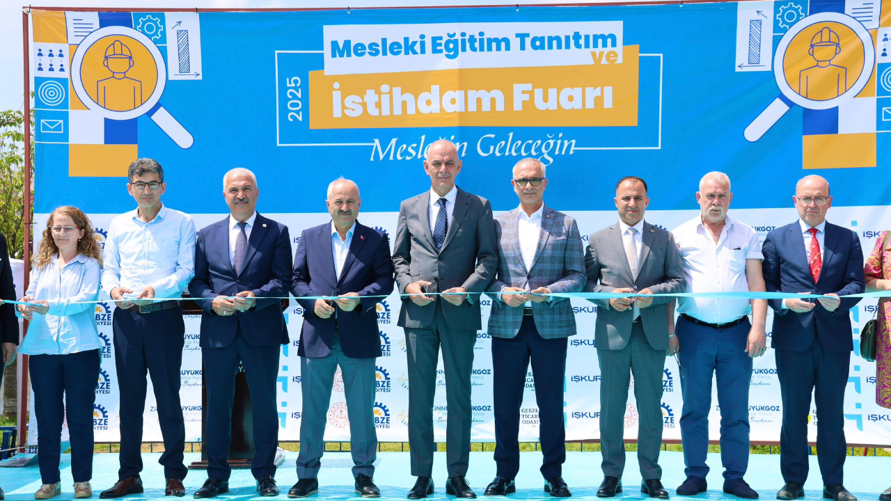 Gebzede Mesleki Egitim ve Istihdam Fuari Kapilarini Acti
