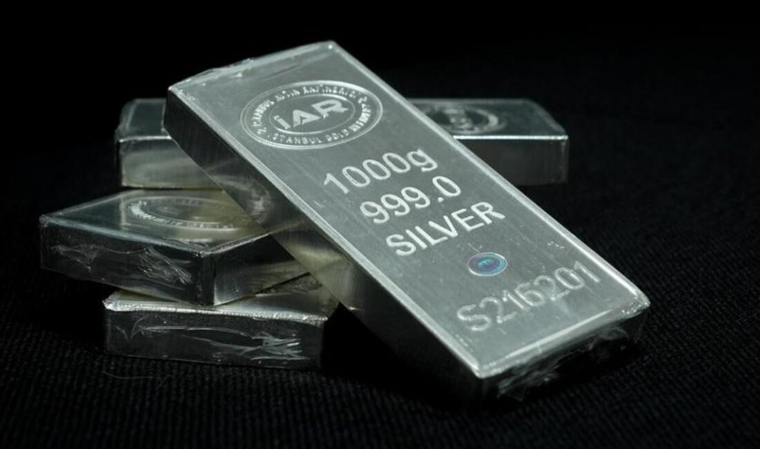 Gümüş Fiyatları 13 Yılın Zirvesine Ulaştı: 37,2 Dolar Gümüş, son