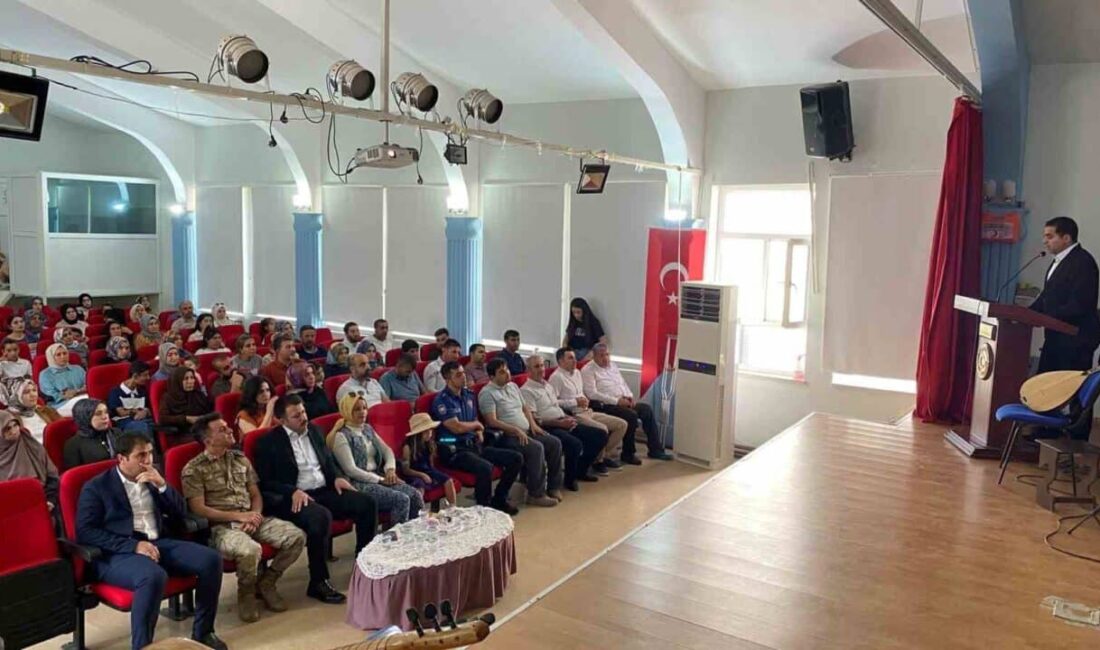 Hayat Boyu Öğrenme Haftası Dicle’de Coşkuyla Kutlandı Dicle İlçesinde Öğrenme