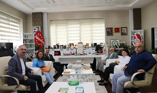 Iğdır Üniversitesi Rektöründen Eski Öğretmenine Ziyaret ve TeşekkürHaberin BaşlıklarıIğdır Üniversitesi