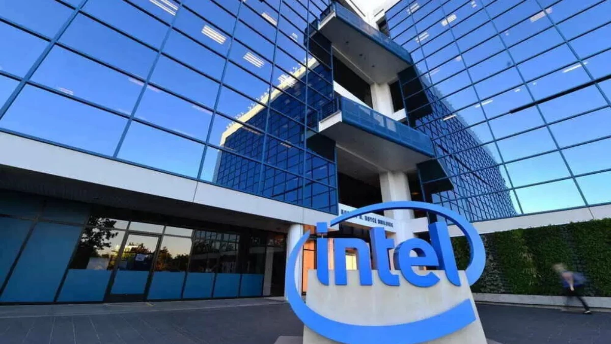 Intelin Otomotiv Cip Uretimi Duser Yatirimcilar Kredi Faizlerini Degerlendiriyor.webp