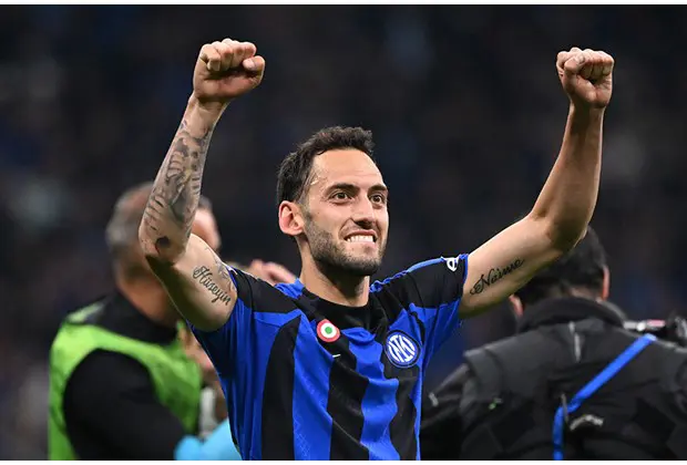 Galatasaray, Leroy Sané’nin Ardından Hakan Çalhanoğlu’nu da Transfer Edebilir mi?