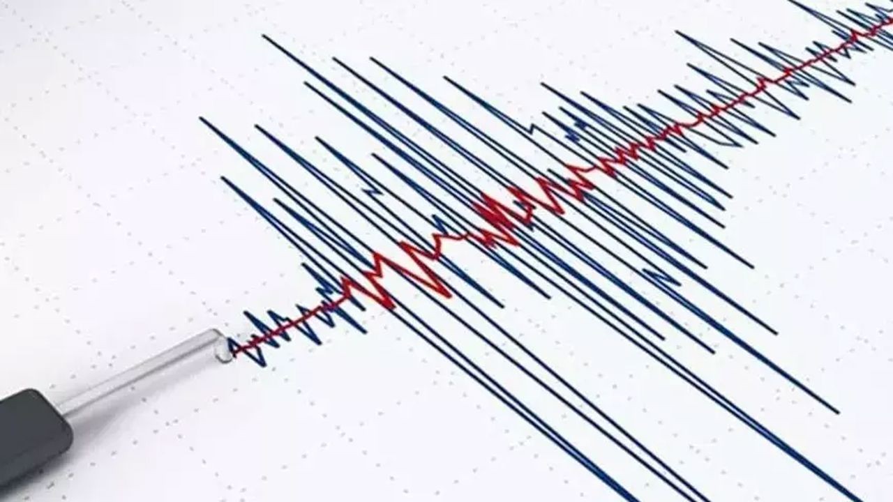 Iranda Siddetli Deprem Merkez Ussu Buyuklugu Hasar ve Can Kaybi
