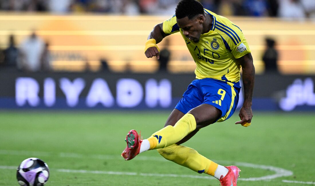 Fenerbahçe, Jhon Duran Transferinde Al Nassr ile Anlaşma Sağladı Jhon