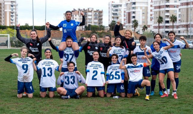 Antalya’da Kadın Futbol Takımı Hedefini 2. Lig’e Yükselmek Olarak BelirlediHaberin