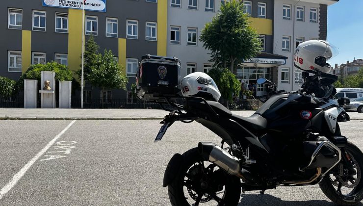 Konya’da Okulda Silahlı Saldırı: Öğretmen Hayatını Kaybetti Saldırgan Okula Pompalı