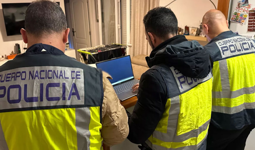 Interpol, Çocuklara Yönelik Cinsel İstismara Karşı Büyük Operasyon GerçekleştirdiHaberin BaşlıklarıInterpol,