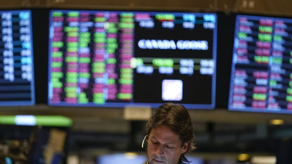 ABD’nin Ticaret Anlaşmaları ve Faiz Beklentileri Wall Street’i Yükseltti İşsizlik