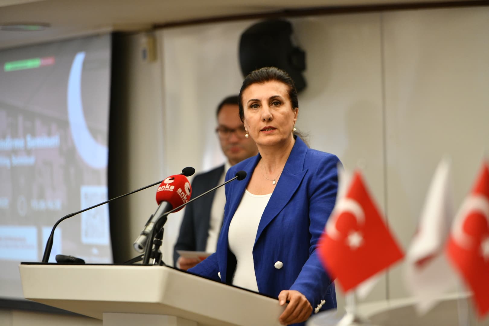 MEB Icin Sismik Guclendirme Semineri Ogretmenler Icin Yeni Yonetmelik