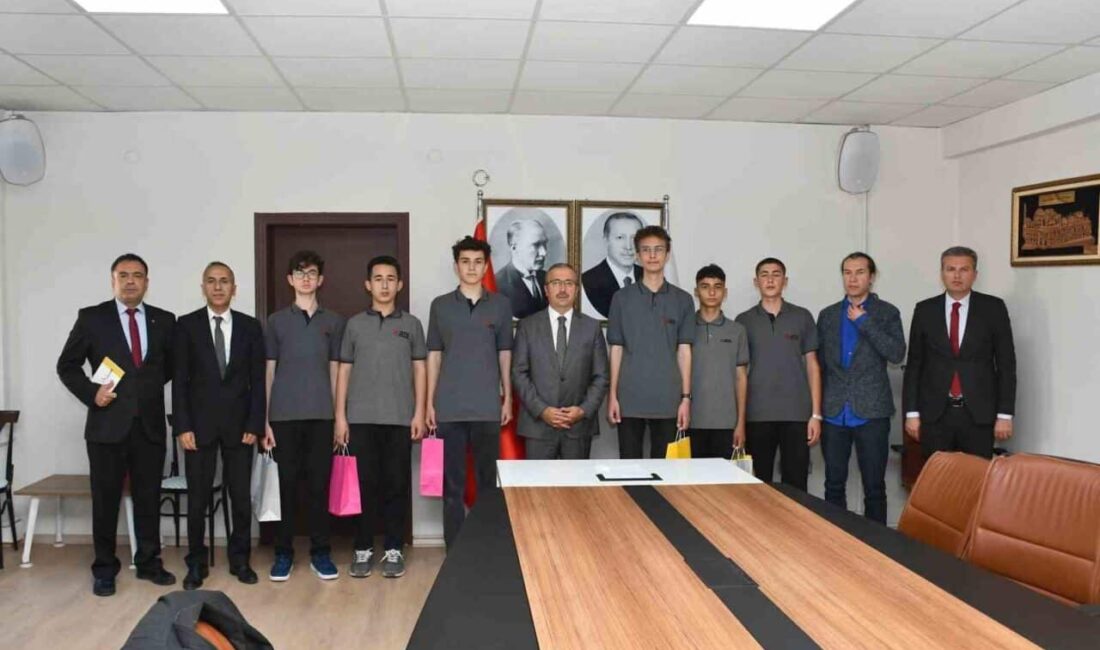 Eskişehirli Öğrenciler MEB Robot Yarışması’nda Uluslararası Başarı Elde Etti 17.