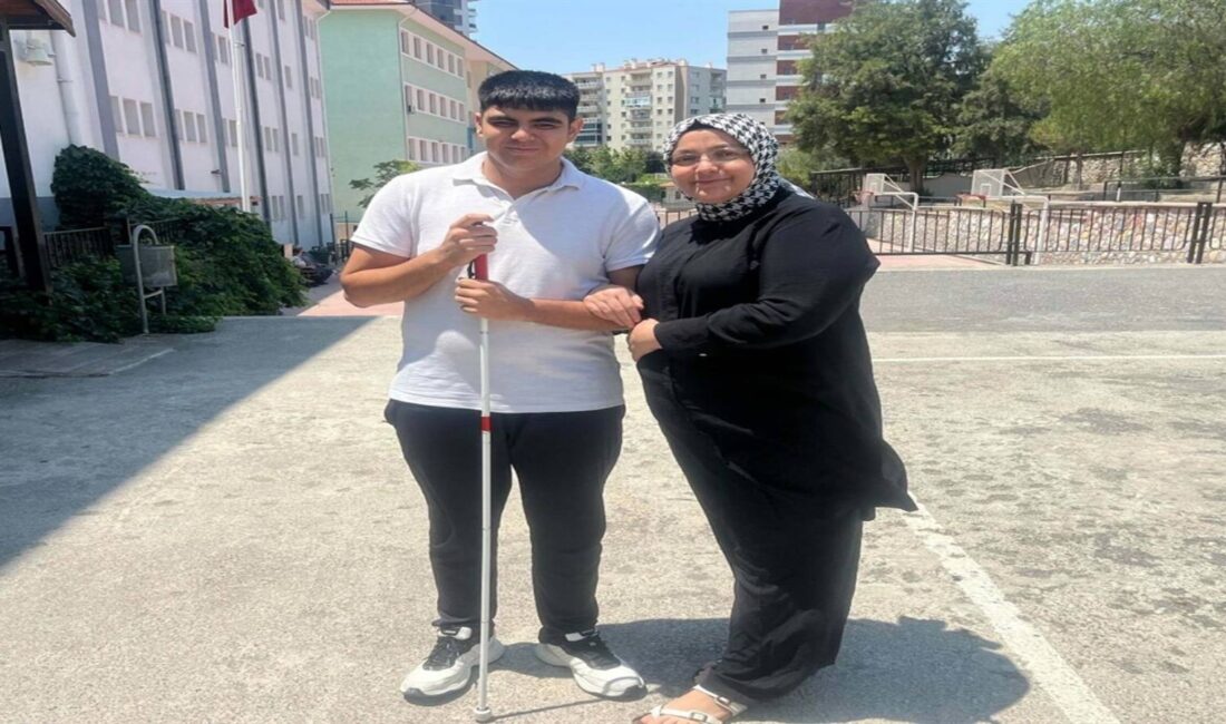 Doğuştan Görme Engelli Enes Kocabıyık, Beden Eğitimi Öğretmeni Olma Hedefinde