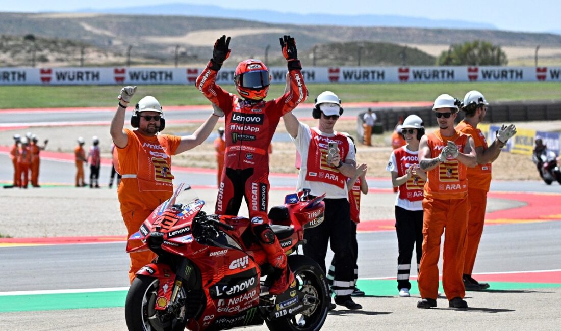 Aragon GP 2025: Marc Marquez Damalı Bayrağı Önde GördüHaberin BaşlıklarıAragon