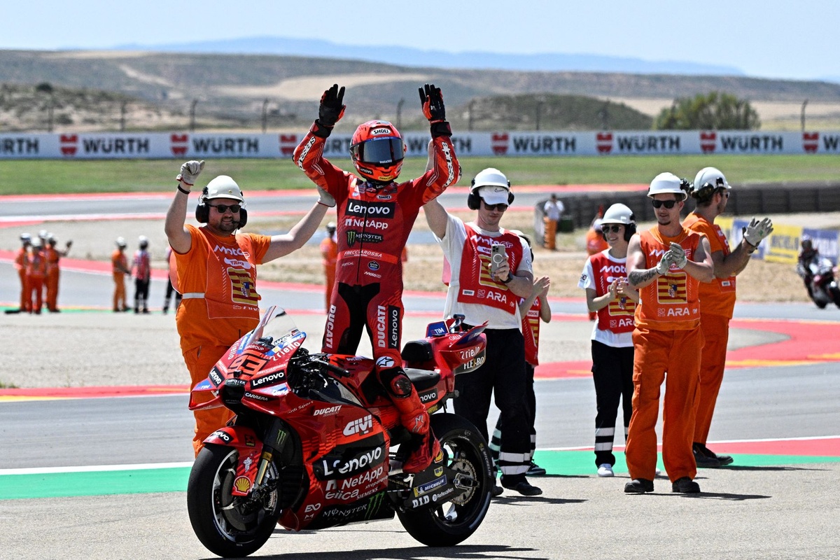 Aragon GP 2025: Marc Marquez Damalı Bayrağı Önde Gördü Marquez’in
