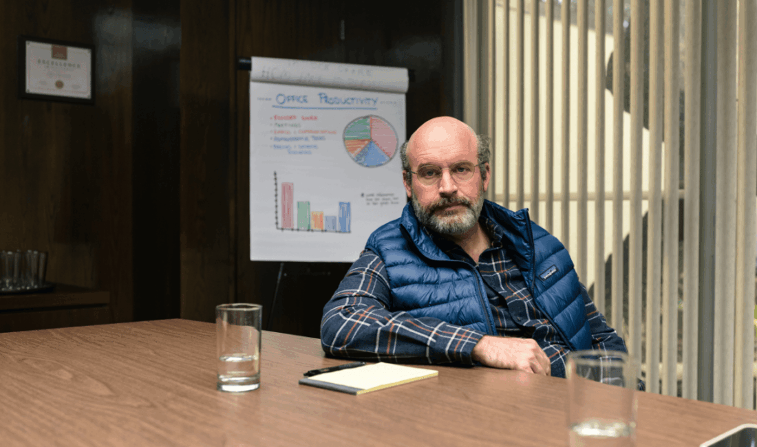 "Bad Thoughts" ile Netflix’e Kara Mizah Rüzgârı: İkinci Sezon Geliyor