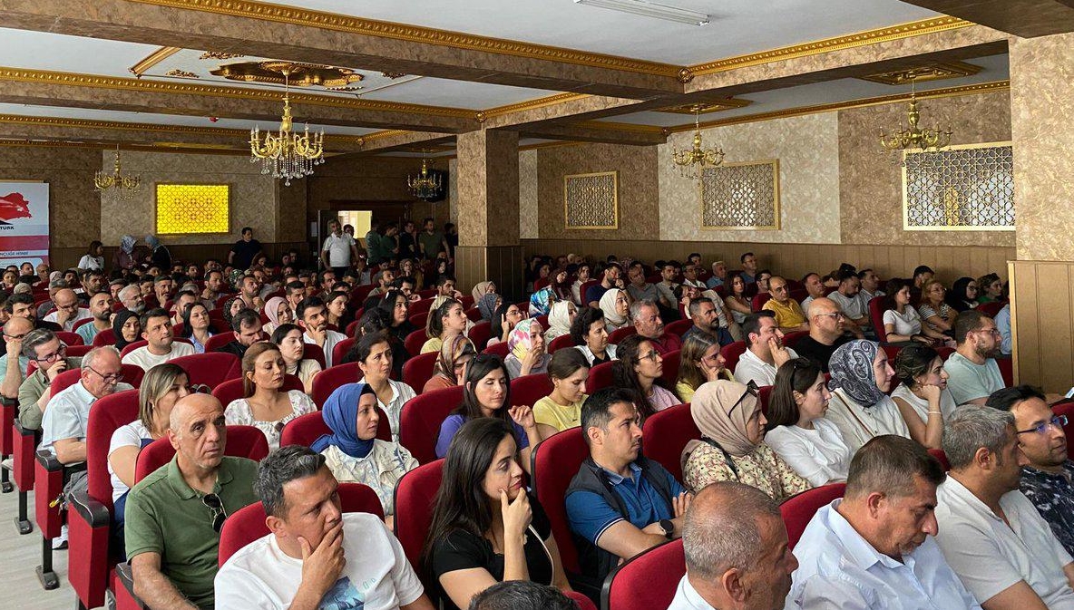 Ogretmenlerin Siber Suclara Karsi Bilgilendirilmesi MEB Semineri