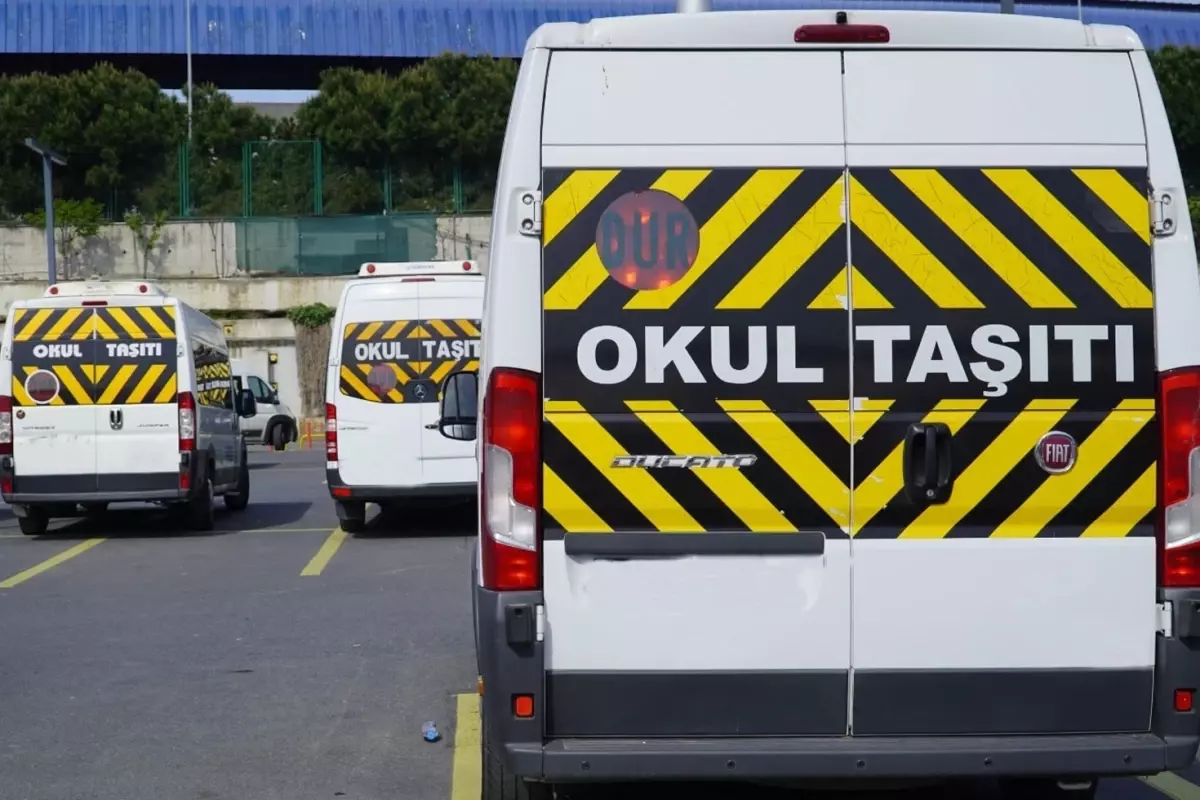 Okul Servisi Sahibi Lise Ogrencisine Cekicle Saldirdi