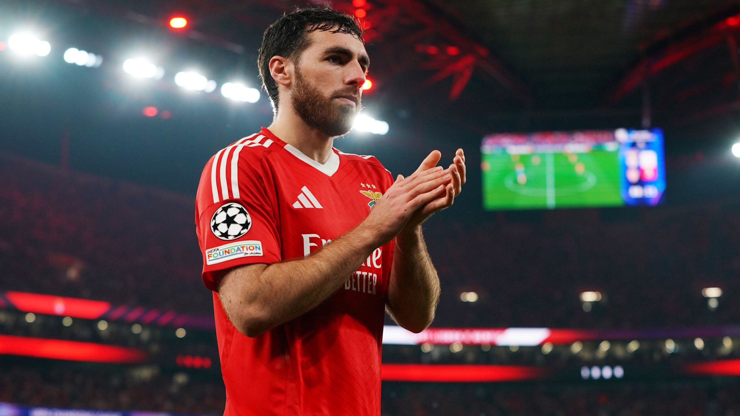 Benfica’nın 6-0’lık Galibiyetinde Orkun Kökçü ve Bruno Lage Arasındaki Gerginlik