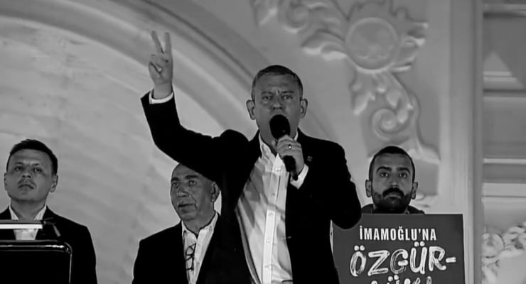 CHP Lideri Özgür Özel, Erdoğan’ı Erken Seçime Çağırdı Büyükçekmece Mitinginde
