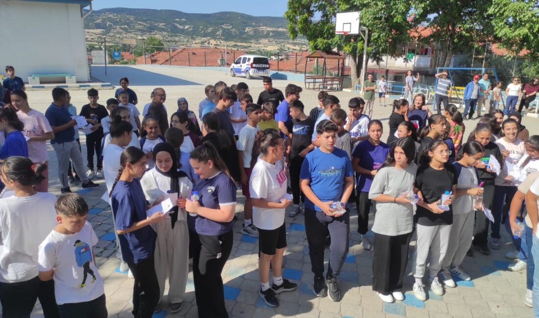 Öğrenci Velileri Sınav Sonuçlarını Heyecanla Bekliyor Sınav döneminin gelmesiyle beraber,