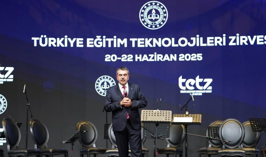 Eğitim Teknolojileri Zirvesi: Bakan Tekin’den Önemli Mesajlar Yabancı Ülkelerin Eğitim