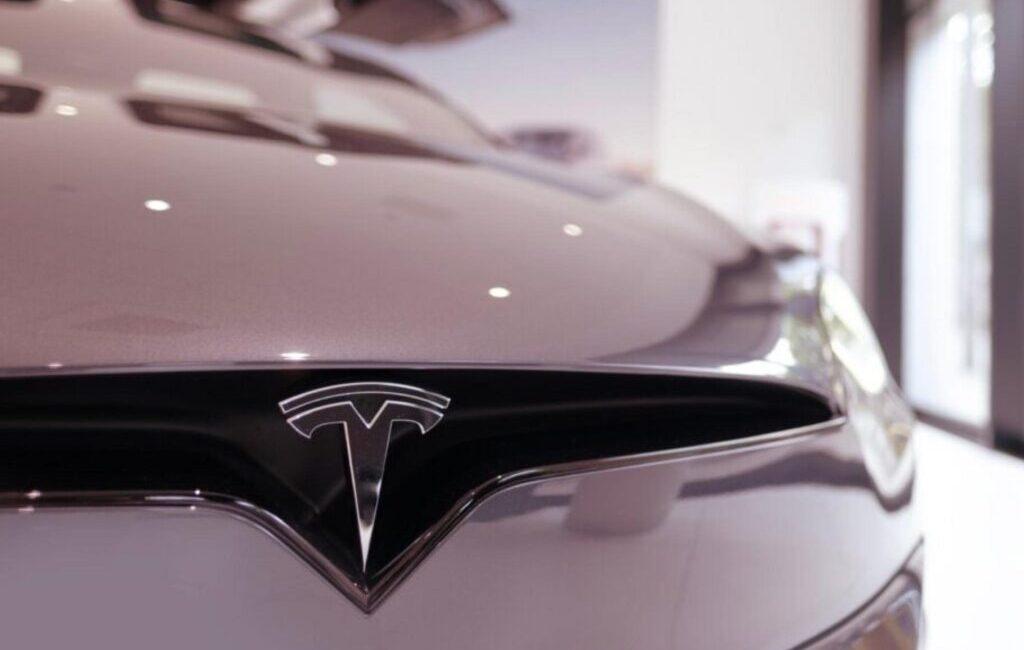 Tesla’nın Son Yenilemesi: Hayal Kırıklığı ve Eleştiriler Tesla’nın Model S