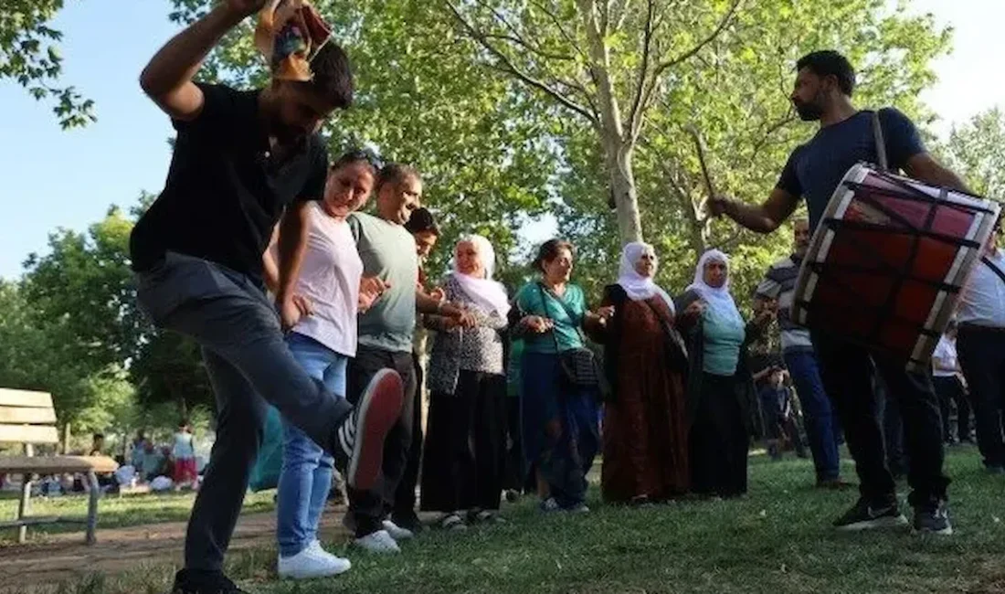 İstanbul’da Gürültü Yapanlara Para Cezası Uygulanacak İstanbul Valiliği, toplu taşıma