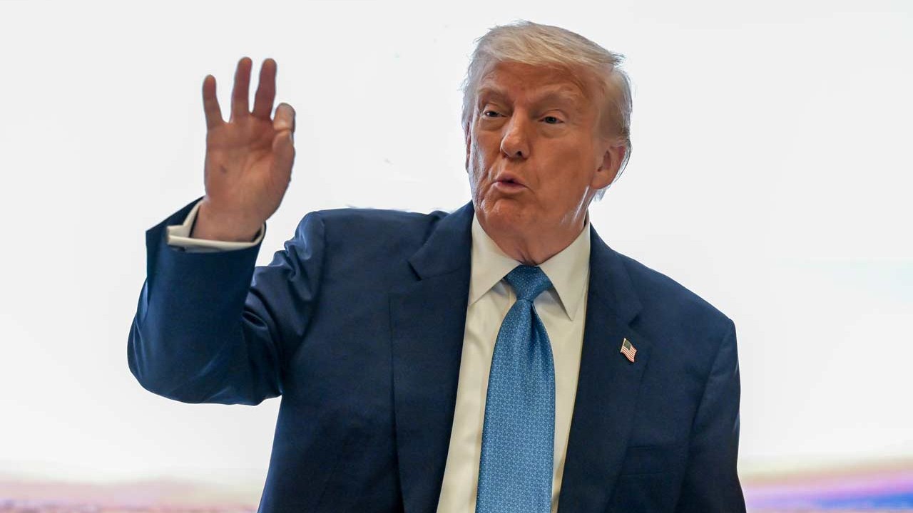 Trump Fed Baskanindan Faiz Politikasi Icin Istifa Bekliyor