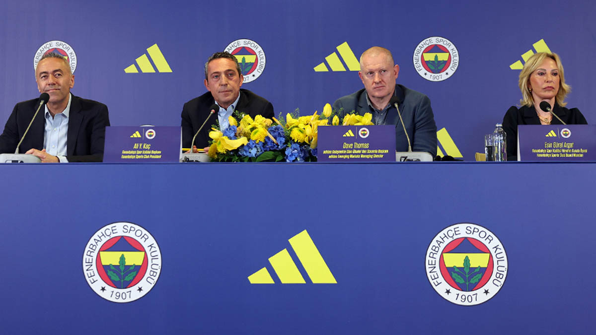 Turk Spor Tarihinde Futbol Icin Rekor Butceli Adidas Anlasmasi