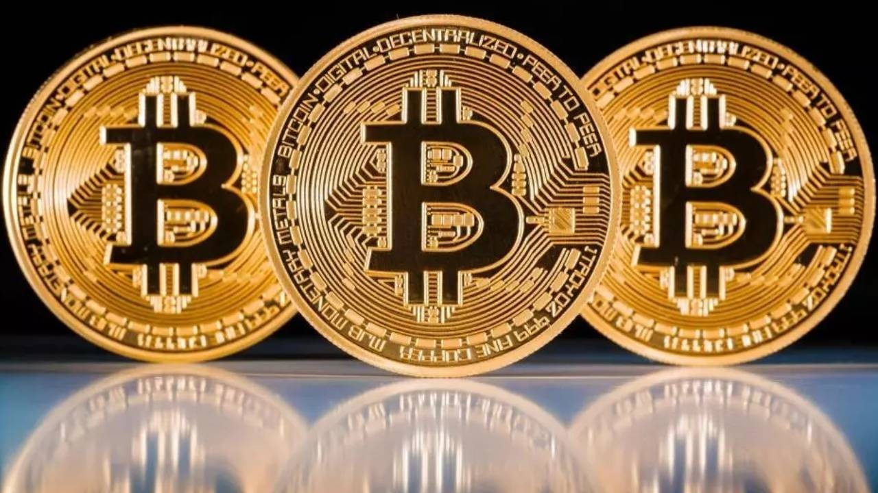 Turkiyede Ilk Bitcoin ATMsi Faaliyete Gecti Kripto Dunyasina Bir Adim