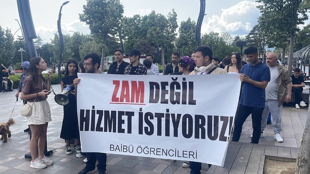 Bolu Abant İzzet Baysal Üniversitesi Öğrencileri Toplu Taşıma Zamını Protesto