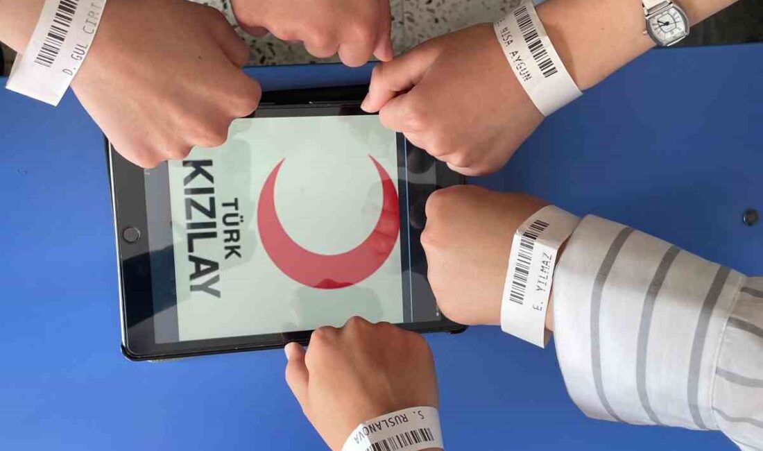Bartın Üniversitesi Ebelik Bölümü Öğrencilerinden Türk Kızılayı’na Destek Projesi Türk