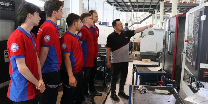 Fabrika İçinde Eğitim: Şeref Kazcıoğlu Mesleki ve Teknik Anadolu Lisesi