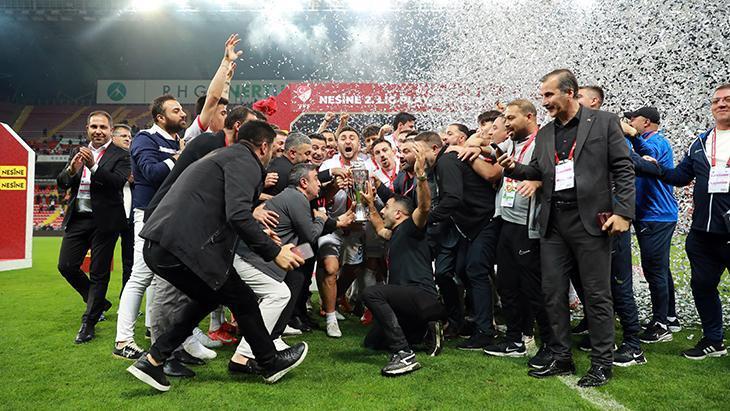 Artı Değer Vanspor, Batman Petrolspor’u Penaltılarla Geçerek Trendyol 1. Lig’e
