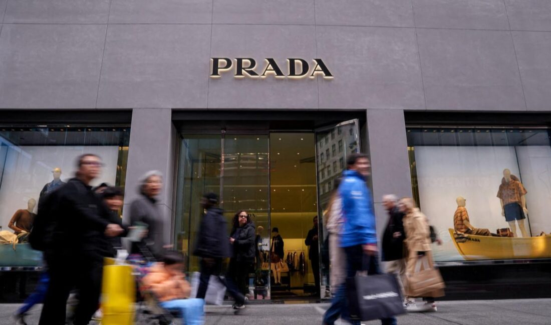 Prada Group’da CEO Değişikliği: Gianfranco D’Attis Görevden Ayrılıyor CEO Gianfranco