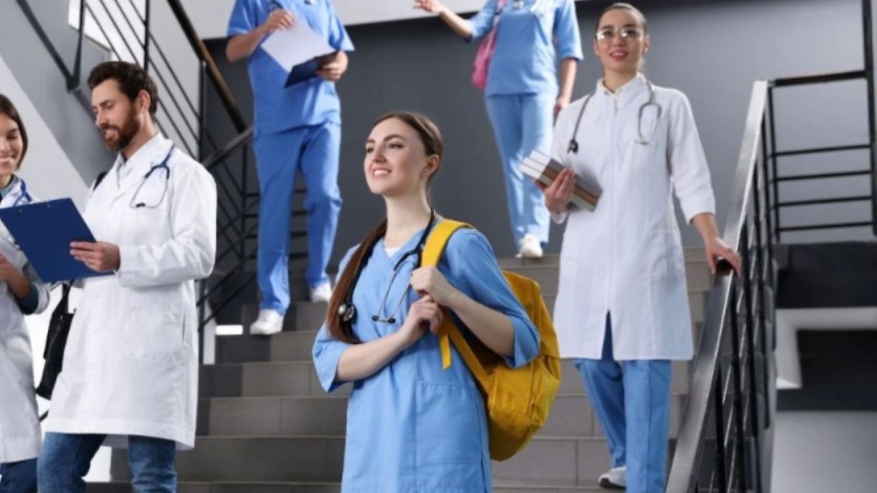 Hacettepe Üniversitesi Tıp Fakültesi: 2025 Yılında Türkiye’nin En Başarılı Tıp